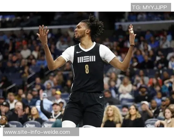 篮网主帅透露扎伊尔威廉姆斯在关键时刻遭遇意外受伤的消息引发关注